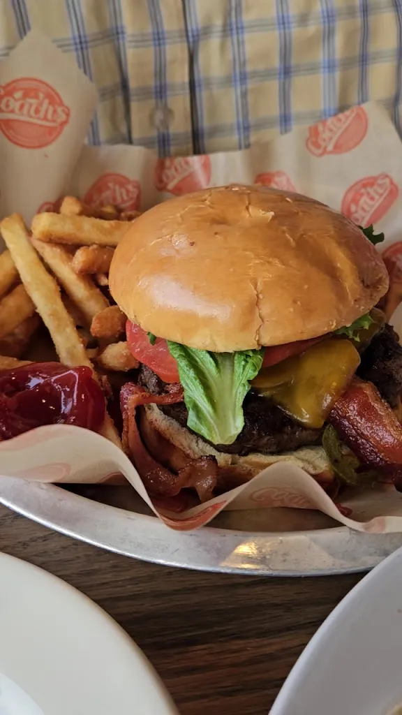 Coach's Neighborhood Grill Mount Airy_Mt Airy, NC_slider_image_2