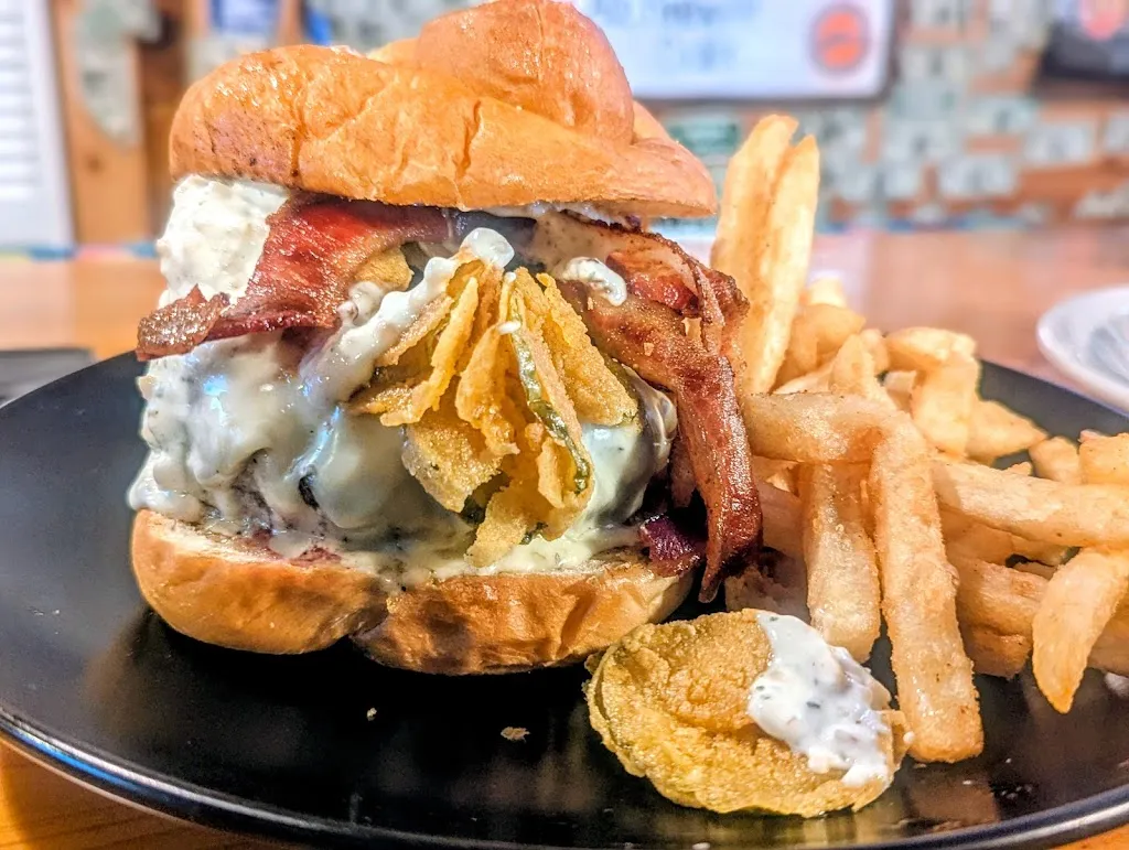 Kayla Stille_108 Ale House_Rincon, GA_recensione