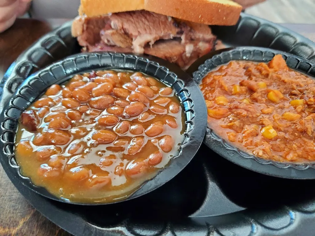 The Rusty Pig BBQ_Rincon, GA_slider_immagine_2