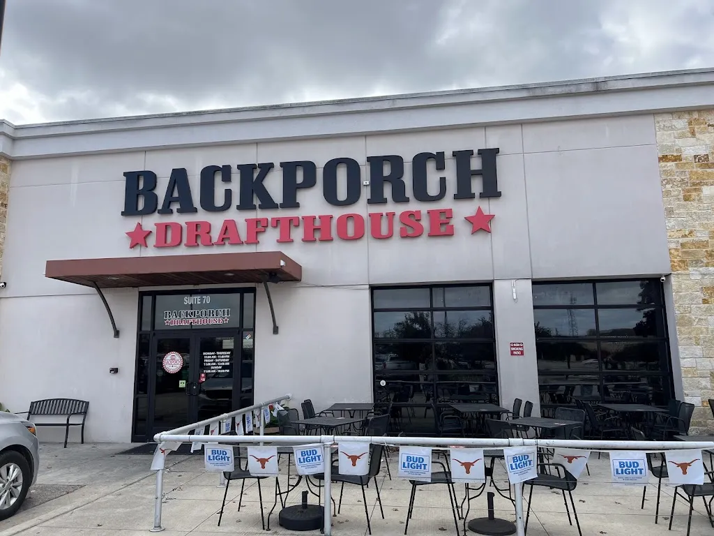 Back Porch Drafthouse restaurant in Temple, TX