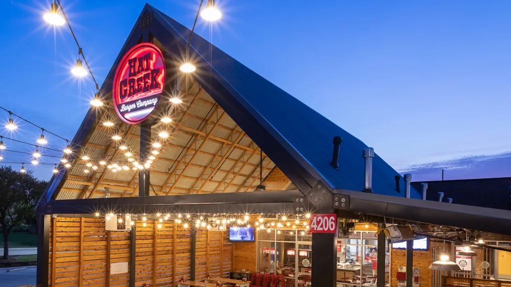 Hat Creek Burger Company restaurant in Temple, TX