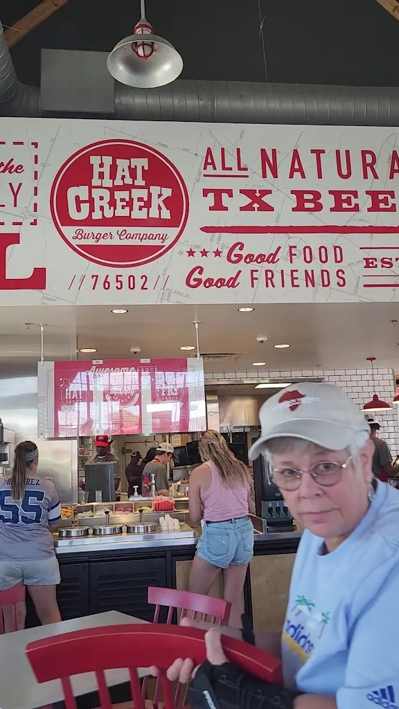 Hat Creek Burger Company_Temple, TX_slider_image_2