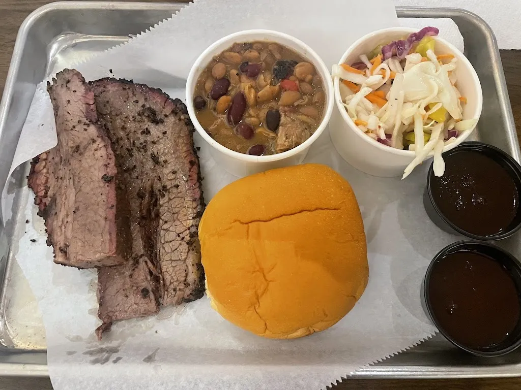 Shredders Smokehouse_Waynesboro, VA_slider_immagine_3