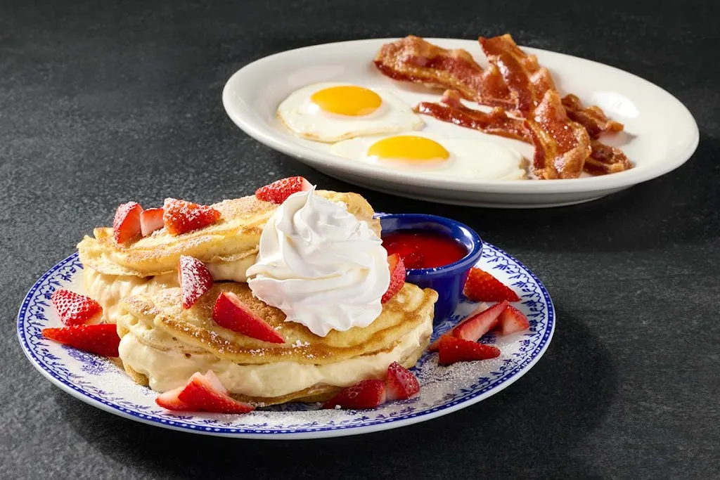 Cracker Barrel Old Country Store_Waynesboro, VA_slider_immagine_3