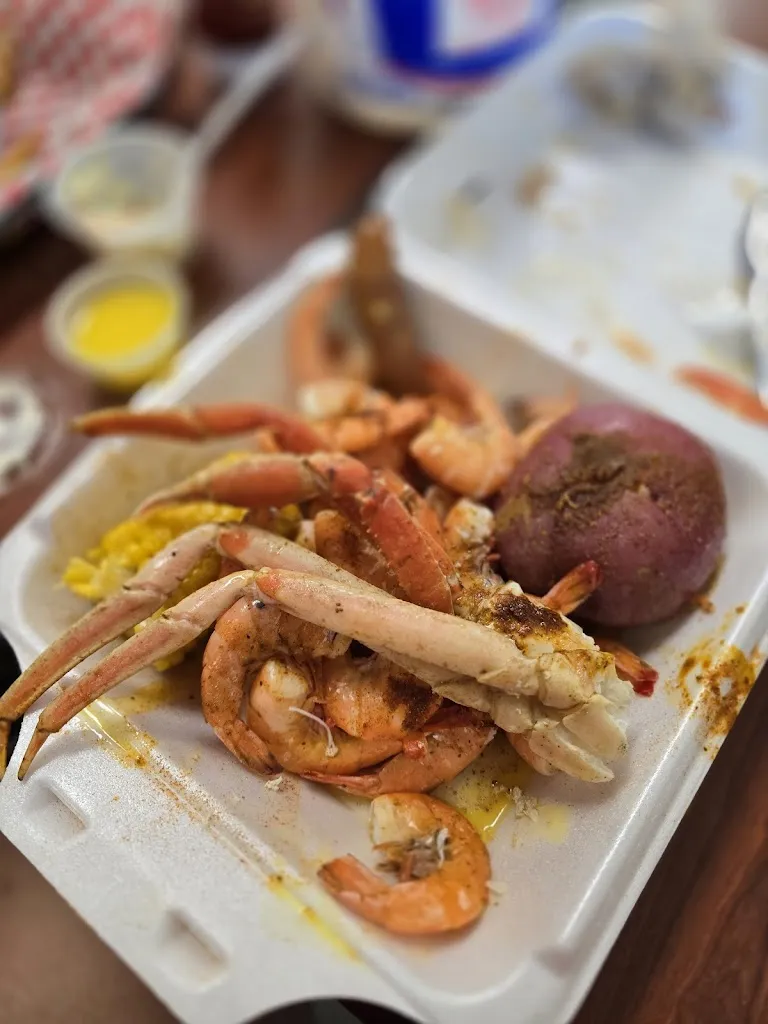 Kayla Fender_Bayou Seafood Company LLC_13450 Wintzell Ave, Bayou_review