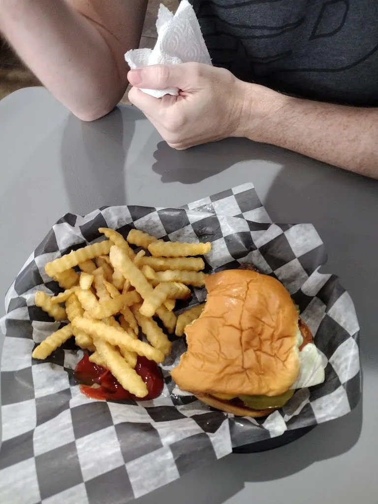 Donna S._Bayou Grill - We Love The Bayou_Bayou La Batre, AL_review