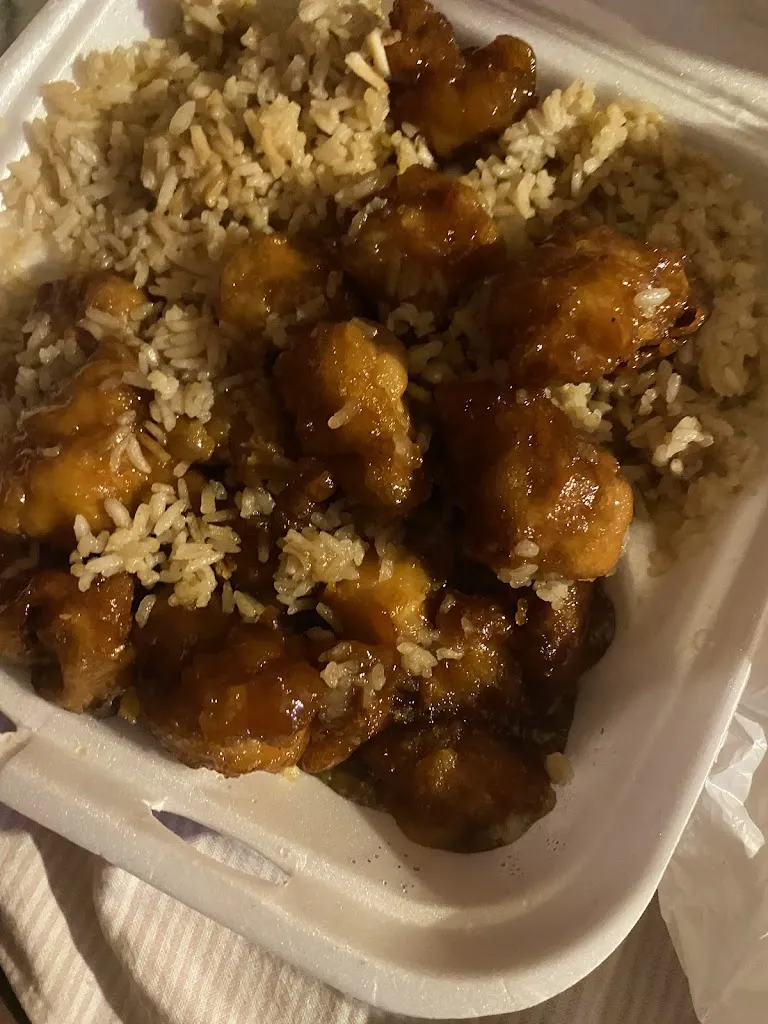 Jason Hung_Fairfield Seafood Restaurant_Fairfield, AL_review