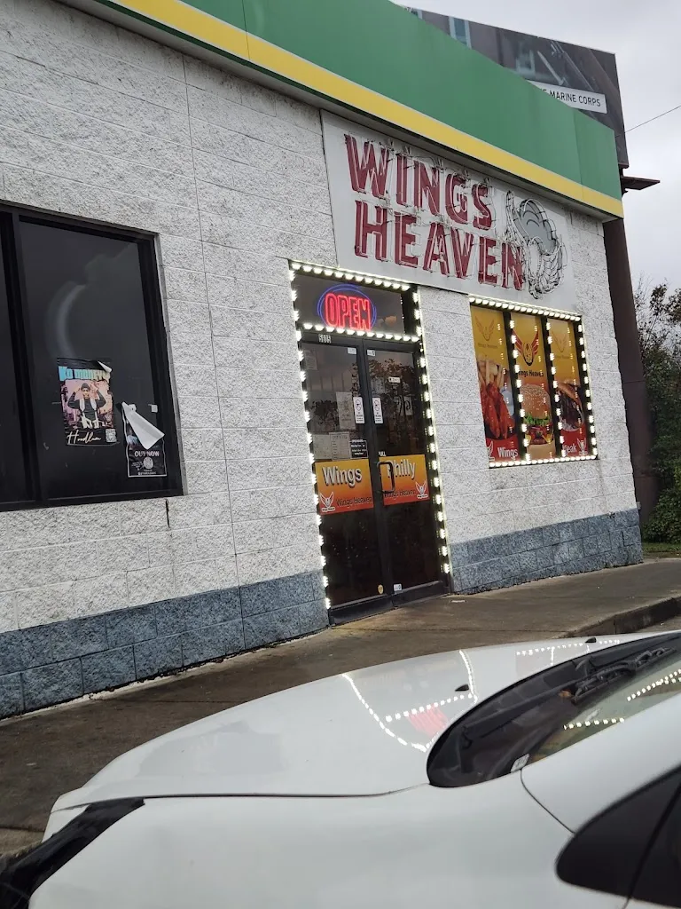 Wings Heaven restaurant in Fairfield, AL