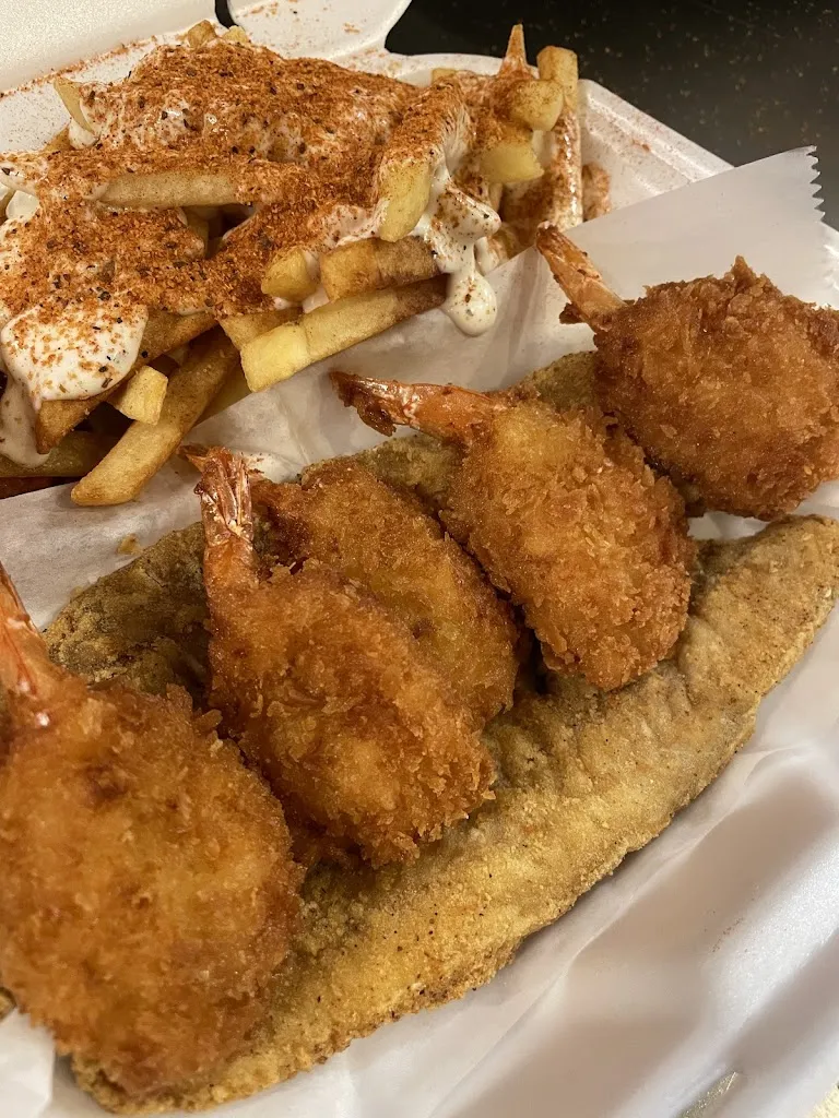 Wings Heaven_Fairfield, AL_slider_image_3