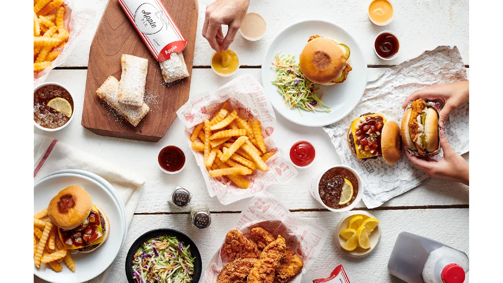 Milo's Hamburgers_Fairfield, AL_slider_image_2