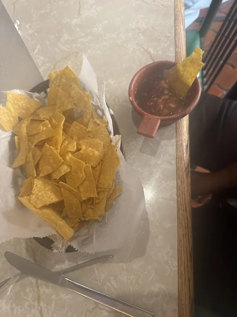 Lori Shaw_El Vecino Mexican Restaurant_Birmingham, AL_review