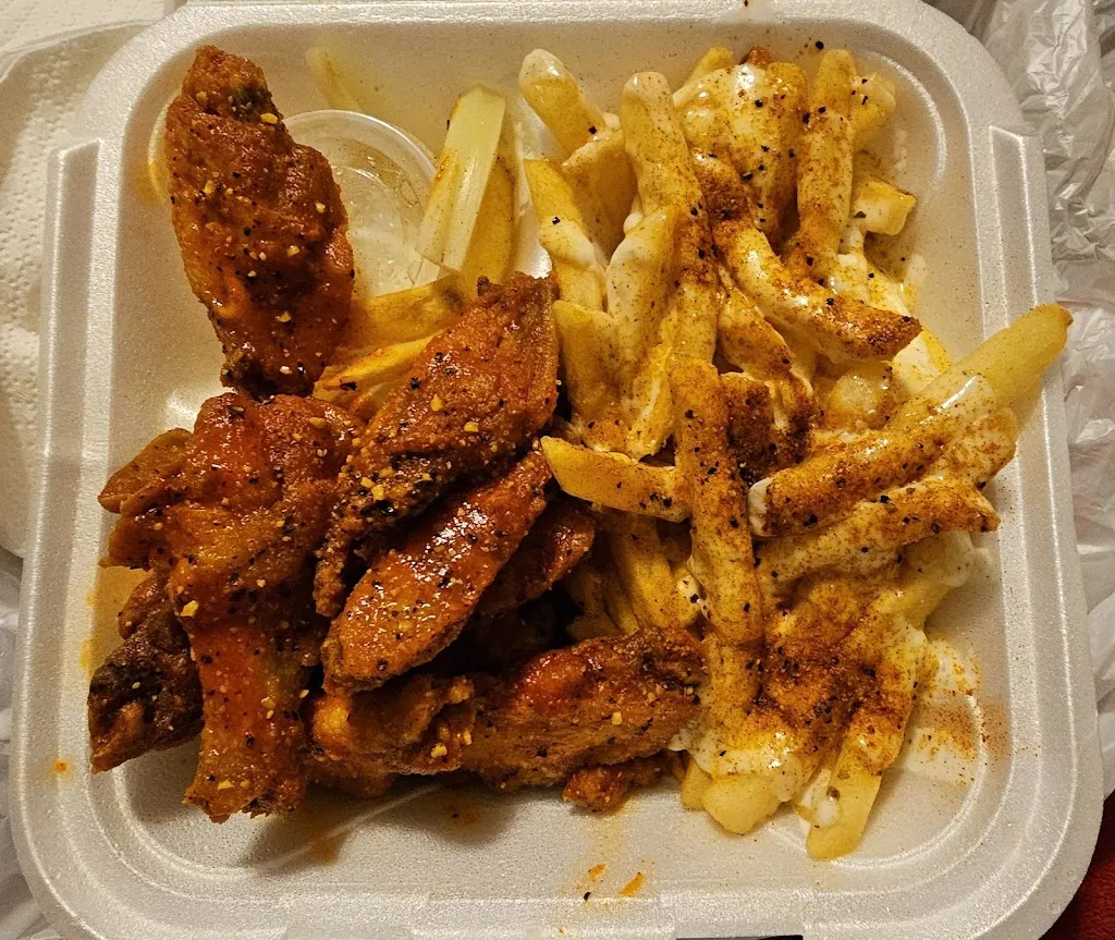 Oh Yes Wings restaurant in Birmingham, AL