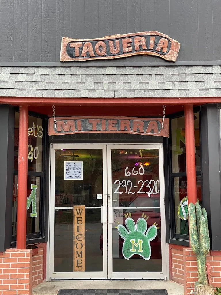 Taqueria Mi Tierra restaurante en Milan, MO