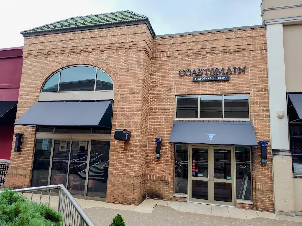 Coast and Main Seafood and Chophouse restaurante en Monroeville, PA