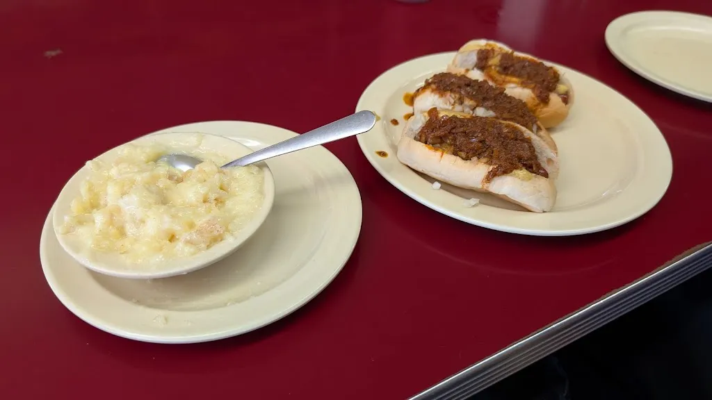Mark_Famous Lunch_Troy, NY_recensione