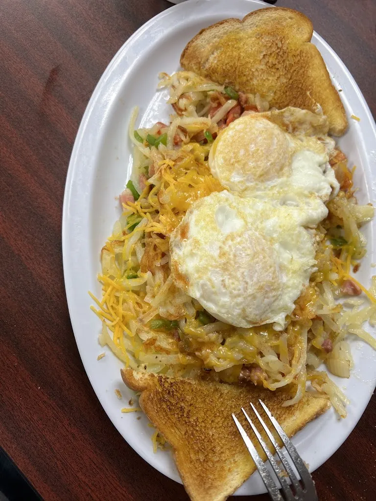 Ed's Place_McCook, NE_slider_immagine_3