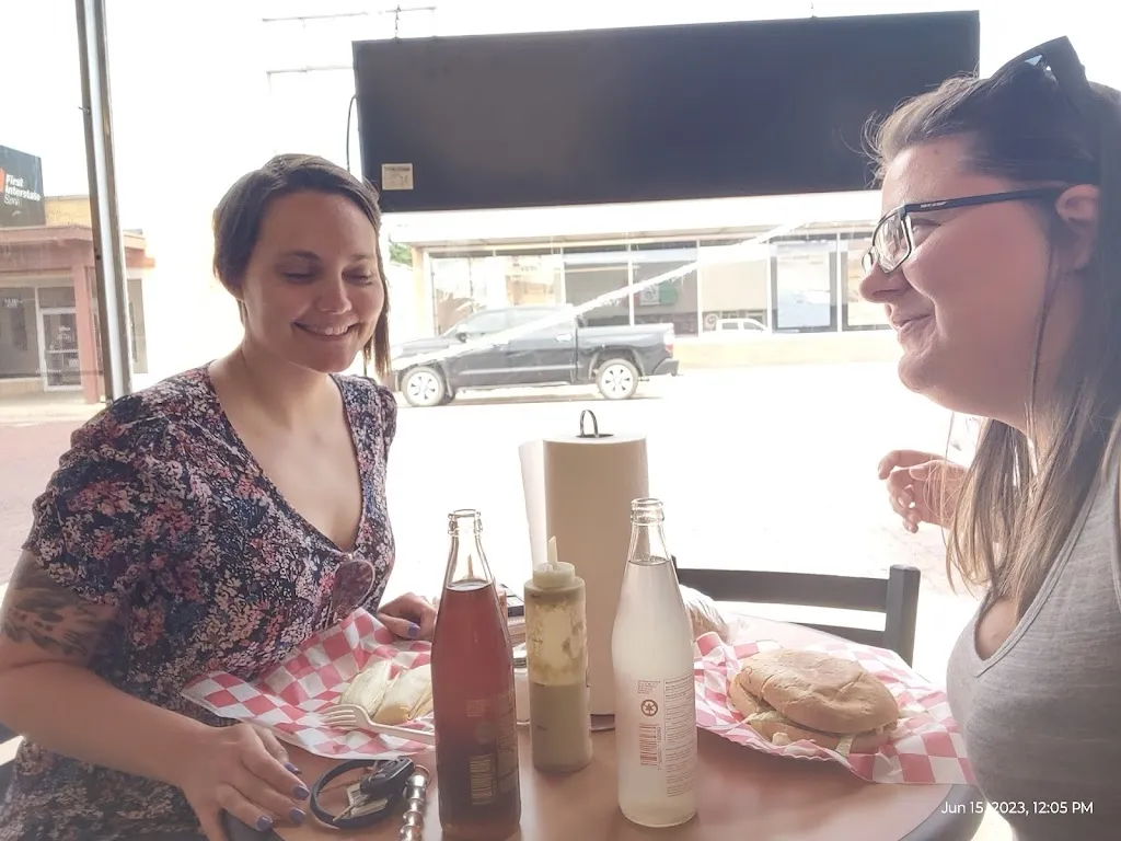 brooke davis_Carniceria CB, LLC ( Minimarket and Restaurant)_McCook, NE_review