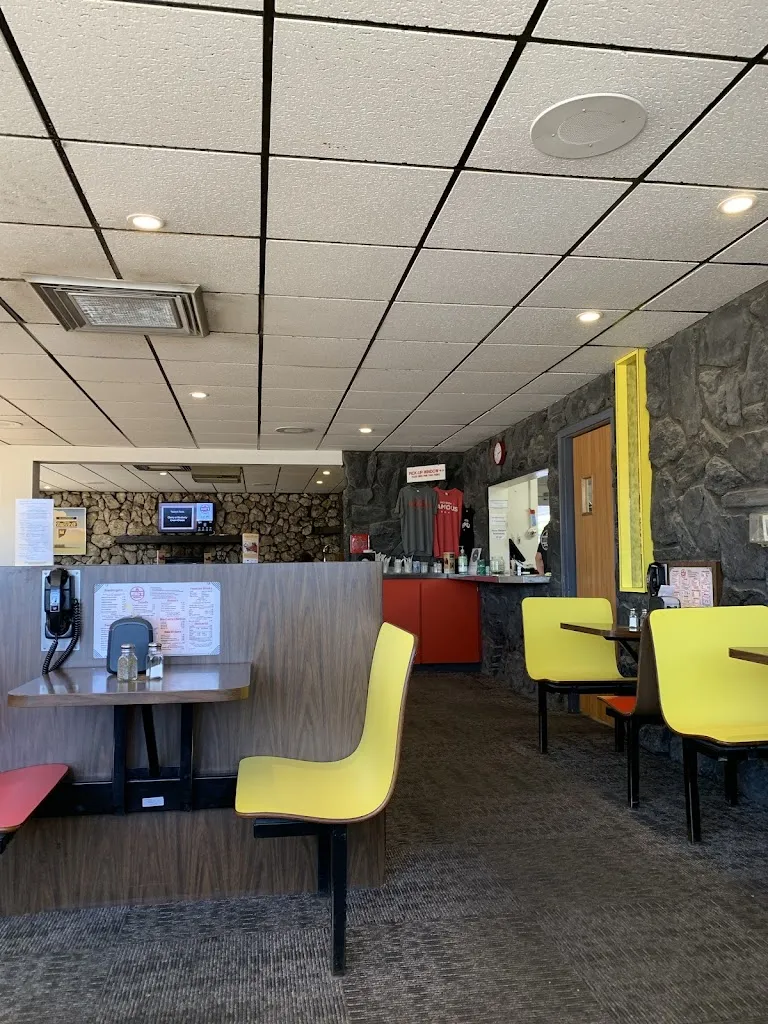 Mac's Drive-In restaurant in McCook, NE
