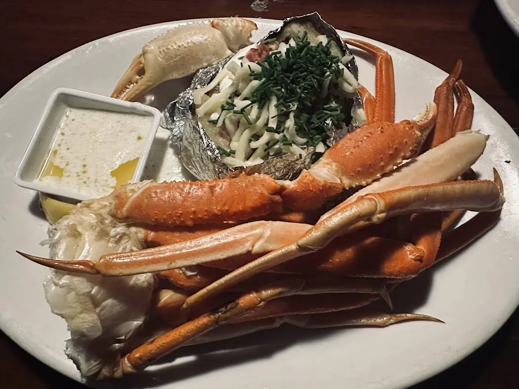 Elizabeth Engelschall_Nic's Italian Steak & Crab House_Cottonwood, AZ_reseña