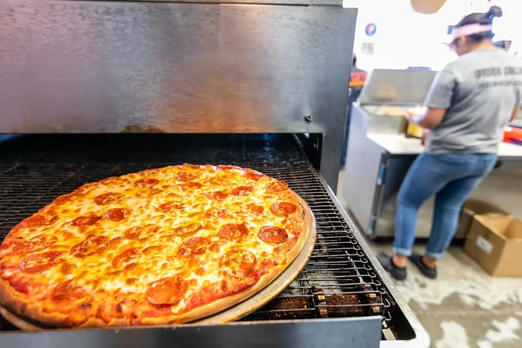 Pizza Edge_AZ 86045, United_slider_image_3