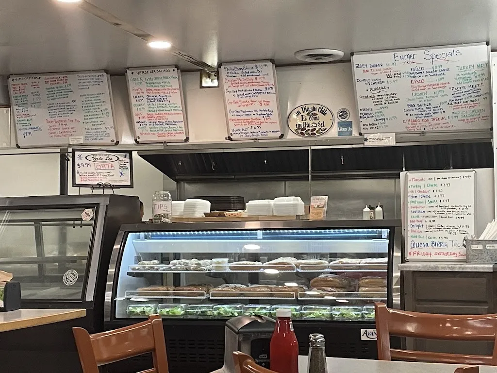 Verde Lea Market Deli & Grill_Cottonwood, AZ_slider_imagen_3