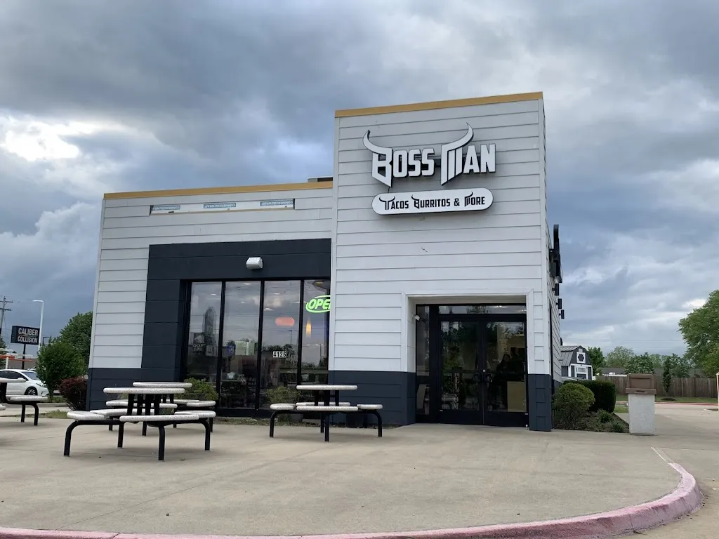 Boss Man Tacos Burritos & More restaurant in Springdale, AR