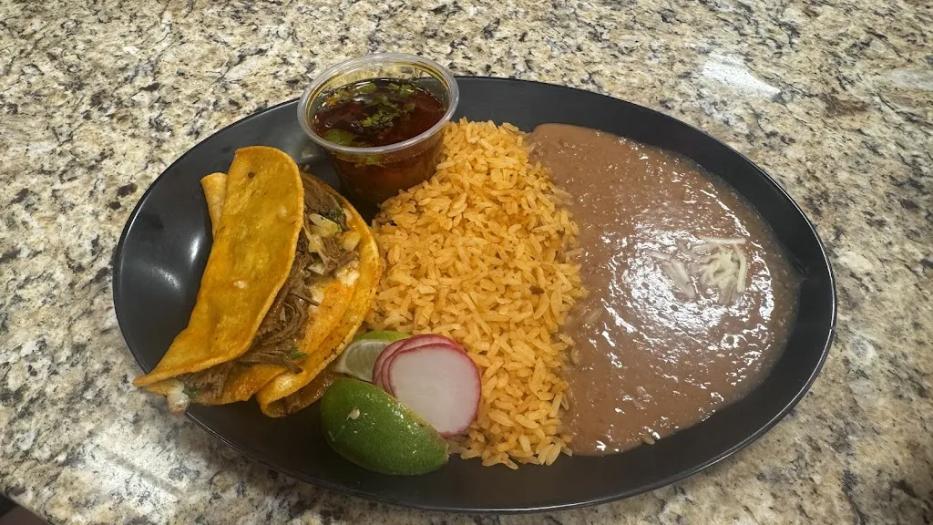 Boss Man Tacos Burritos & More_Springdale, AR_slider_image_3