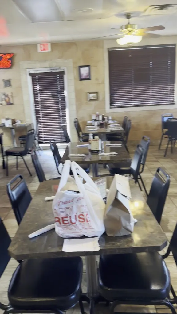 Mama Z's Cafe_Springdale, AR_slider_image_2
