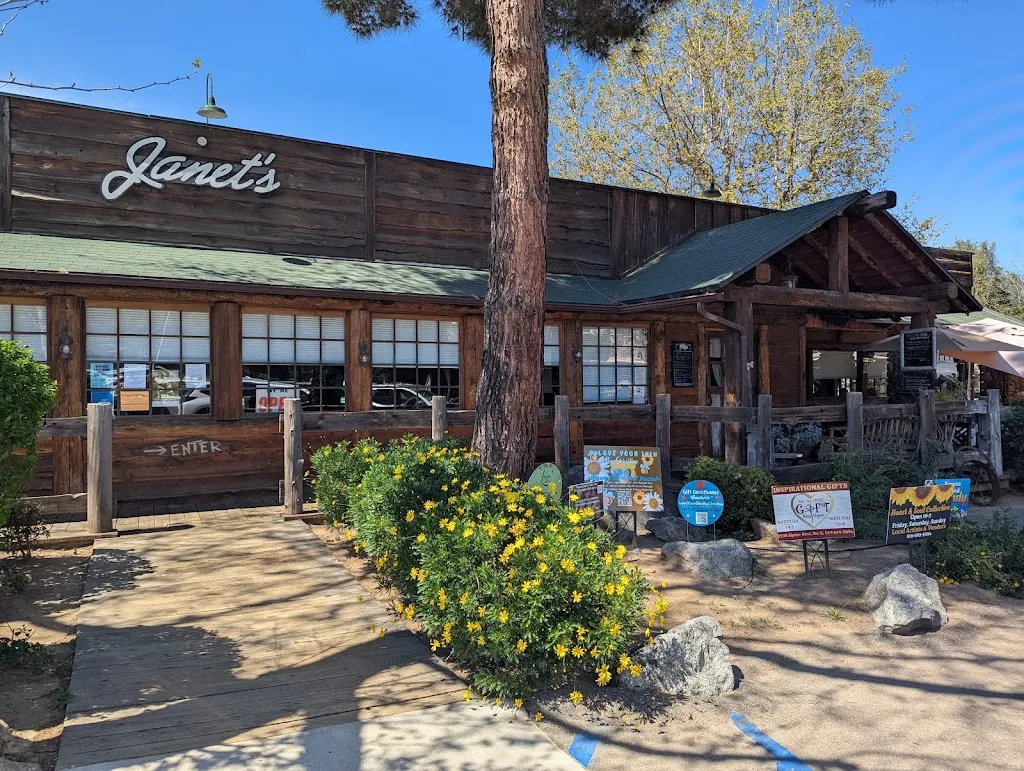 Janet's Montana Cafe restaurante en Alpine, CA