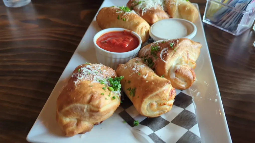 Pete's Arden Restaurant & Brewhouse_Sacramento, CA_slider_image_2