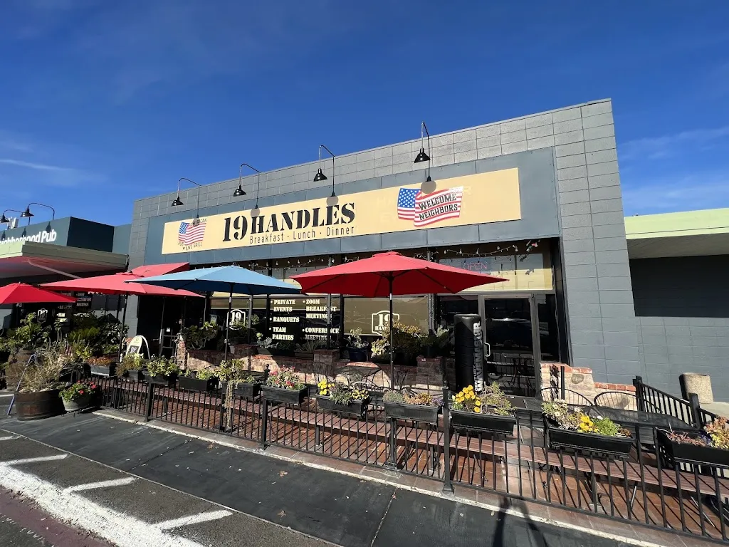 19 Handles Pub & Grill restaurant in Sacramento, CA