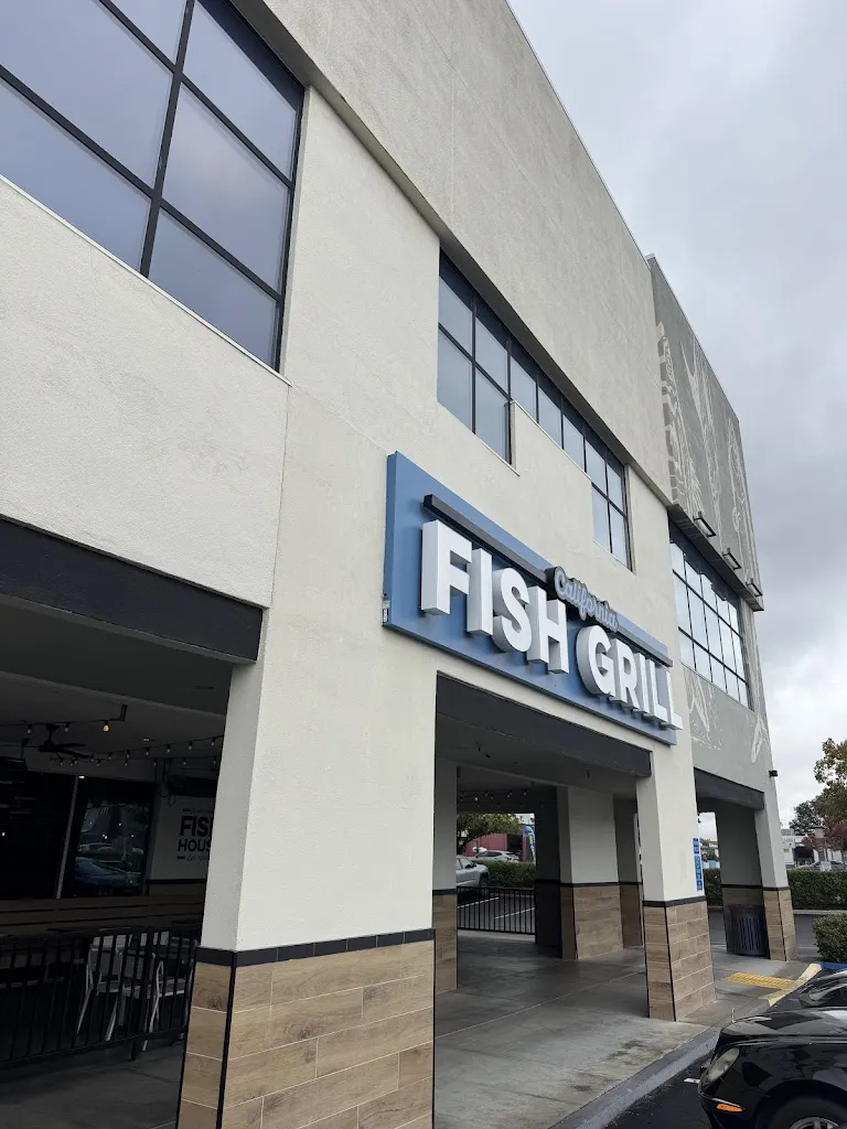 California Fish Grill_Sacramento, CA_slider_image_3