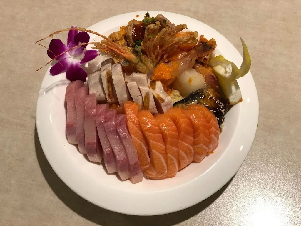 Akasaka Restaurant_Hacienda Heights, CA_slider_imagen_3