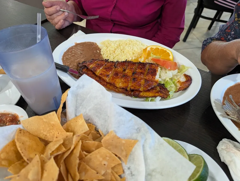 Bianca Soto_Mariscos Martin inc._La Puente, CA_review