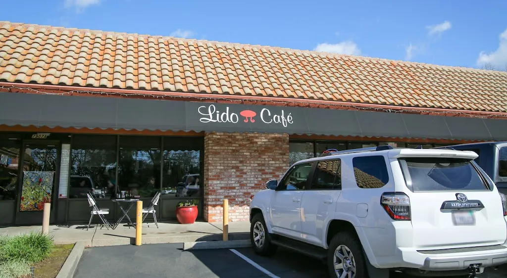 Lido Café and Bakery restaurant in Carmichael, CA