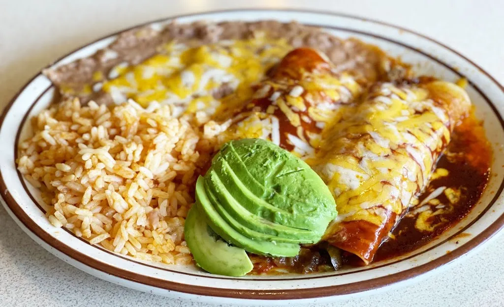 Costa's Family Restaurant_Covina, CA_slider_imagen_3