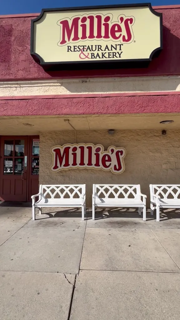 Millie's Restaurant & Bakery restaurante en Covina, CA