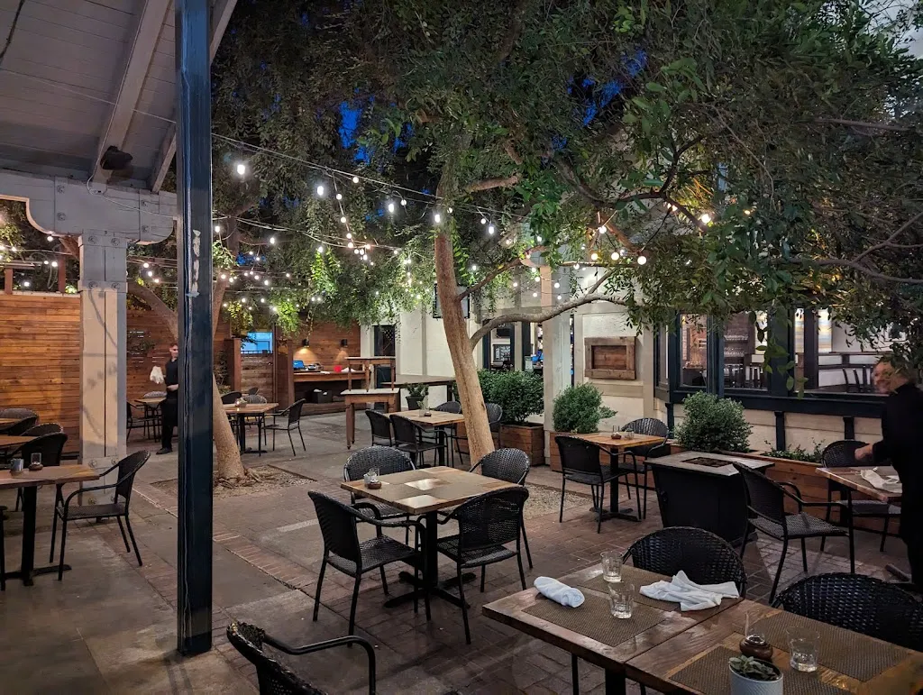 Fabian's Italian Bistro & Bar restaurant in Fair Oaks, CA
