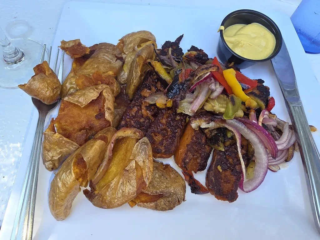 Sara Harrison_Fair Oaks Brew Pub_Fair Oaks, CA_review