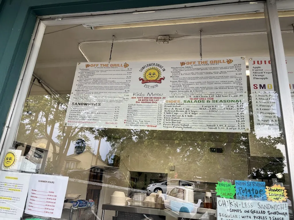 Rhodes Family_Sunflower Drive-In_Fair Oaks, CA_review