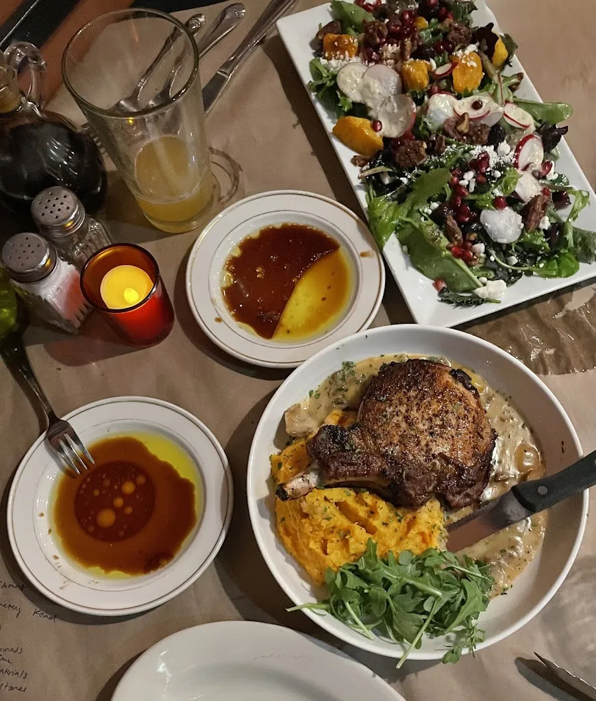 Lilia Mizer_Brick & Fire Bistro_Eureka, CA_review