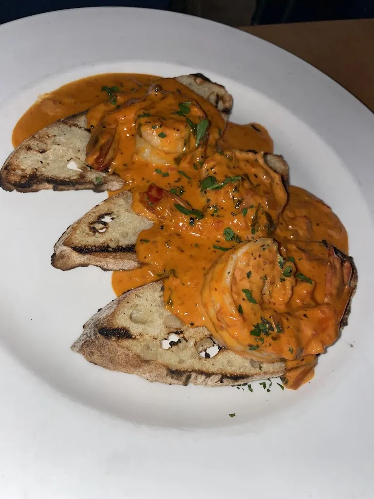 Melody Hardwick_Five Eleven_Eureka, CA_review