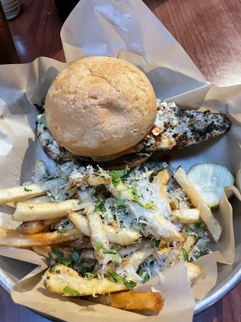 Monica Dekat_The Hood Eureka_Eureka, CA_review