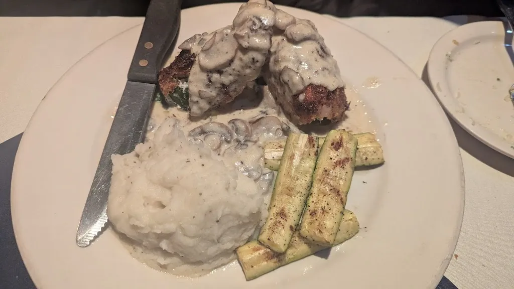 James_Zinfandel California Cuisine_Gold River, CA_review