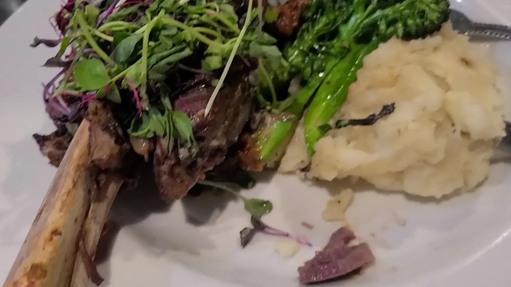 Main Street Bistro & Piano Bar-Cabaret_Guerneville, CA_slider_imagen_2