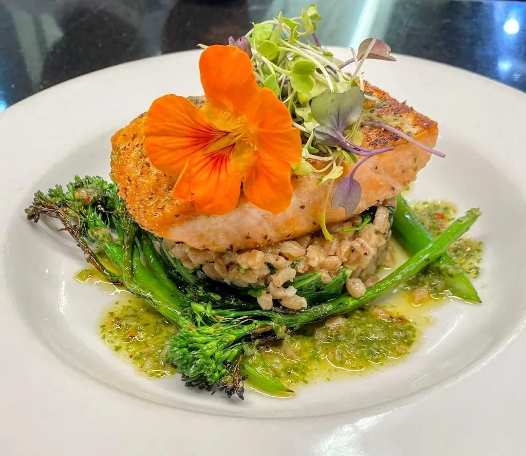 Main Street Bistro & Piano Bar-Cabaret_Guerneville, CA_slider_imagen_3