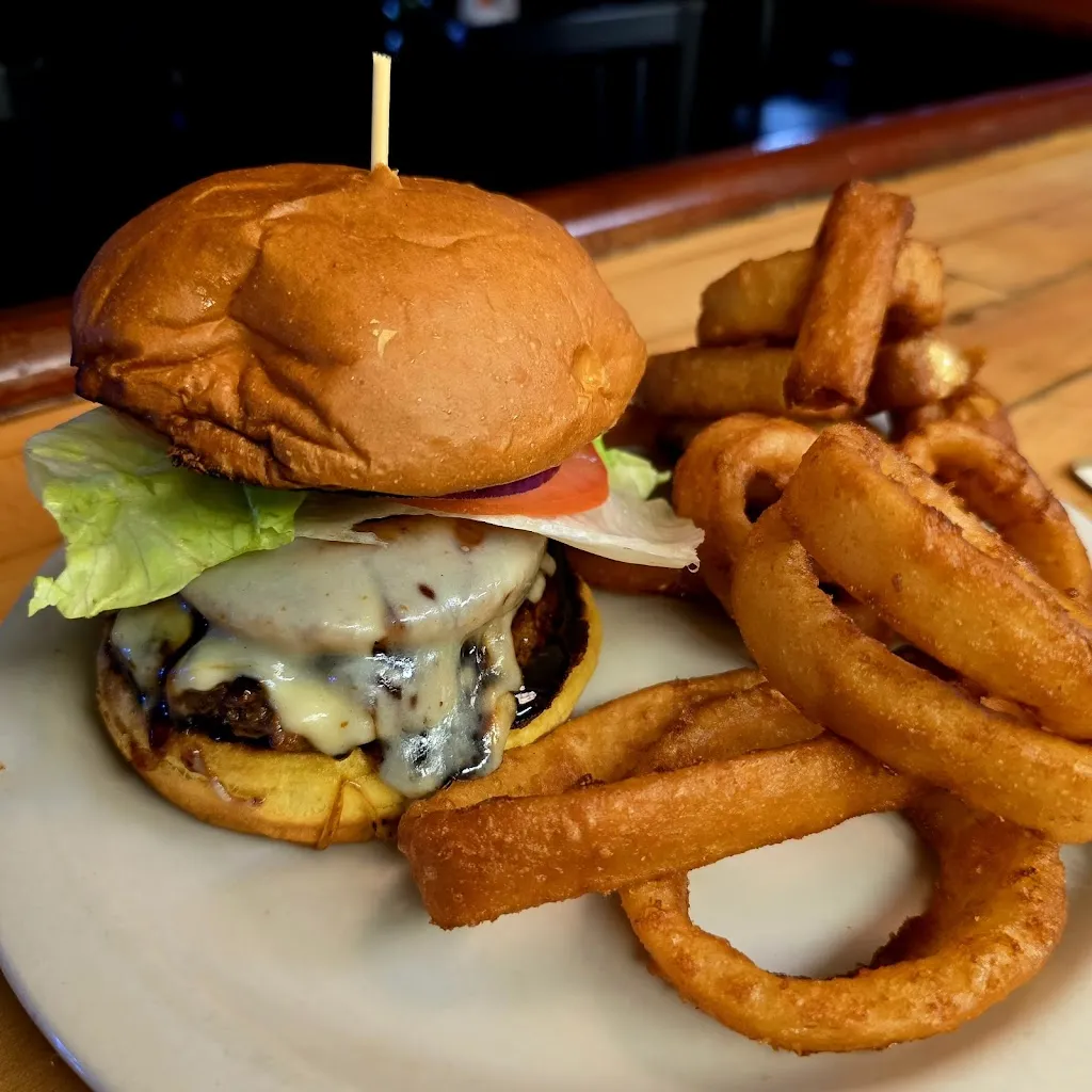 Rivertime Restaurant & Bar_Guerneville, CA_slider_imagen_2
