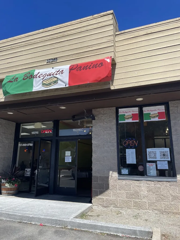 La Bodeguita Panino restaurante en Guerneville, CA