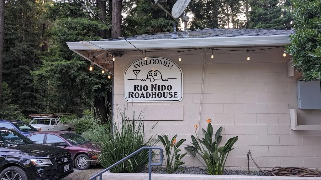 Rio Nido Roadhouse restaurante en Rio Nido, CA