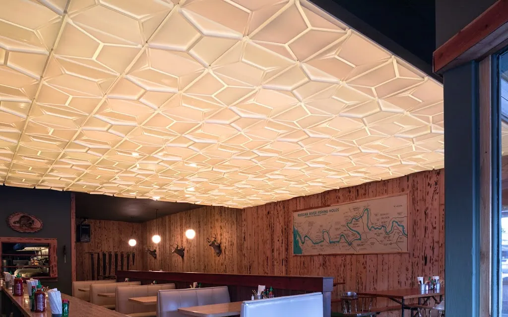 Pat's International restaurante en Guerneville, CA